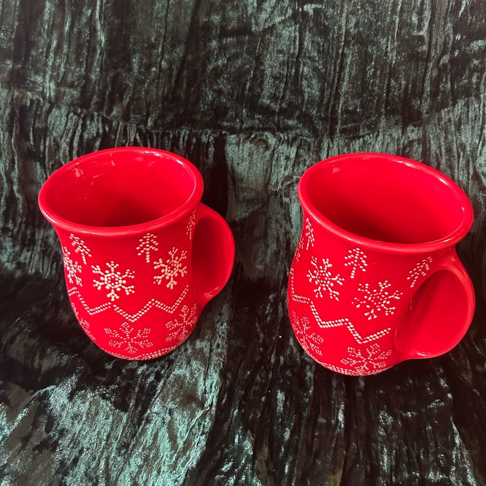 Red Snowflake Mug Set